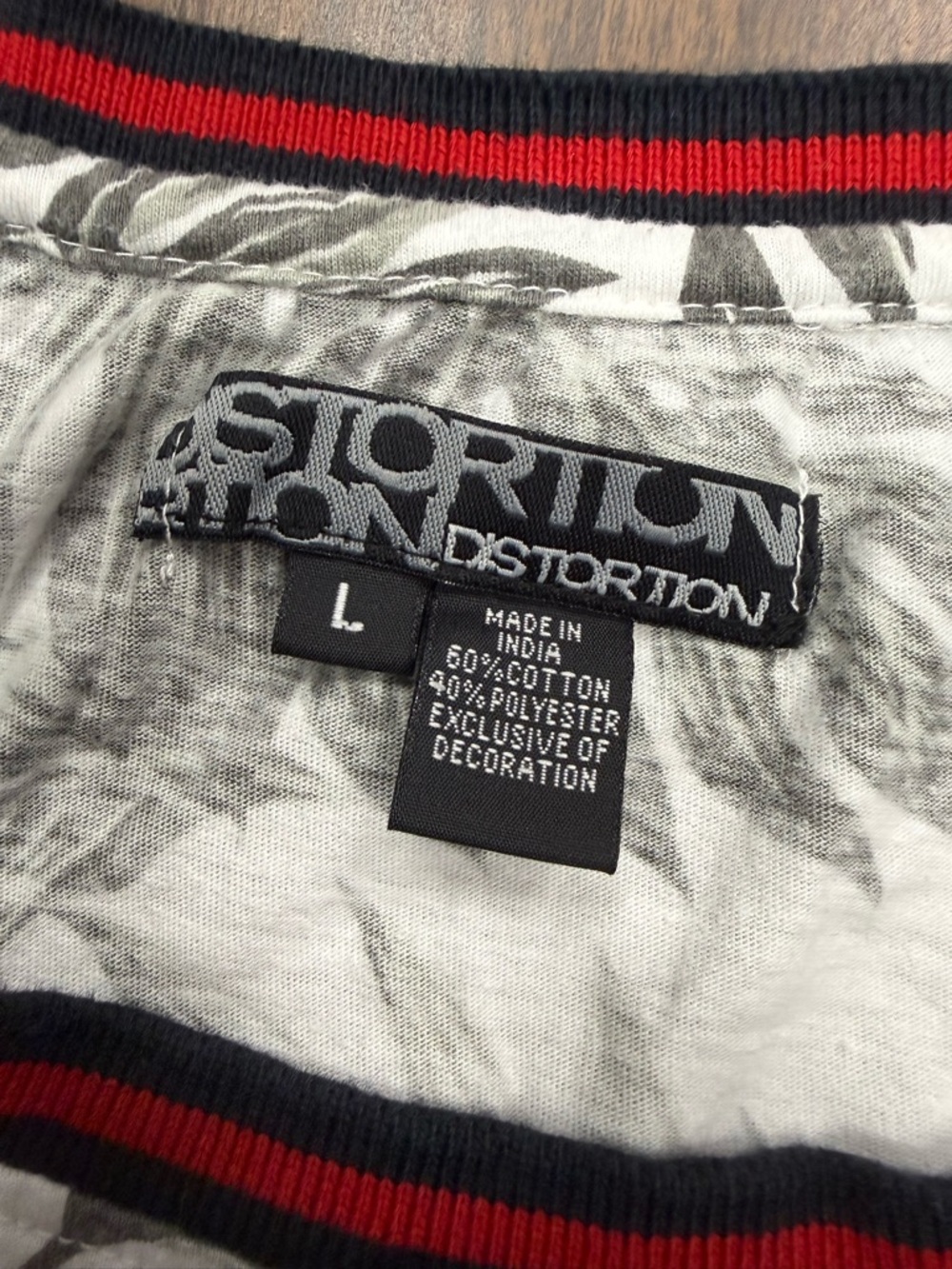 Distortion Men’s Gray Tropical Print Tank Top with Red Trim Size Large - Picture 2 of 5